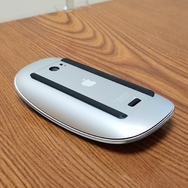 Apple(アップル)のApple純正 Magic Mouse 正常動作品 スマホ/家電/カメラのPC/タブレット(PC周辺機器)の商品写真