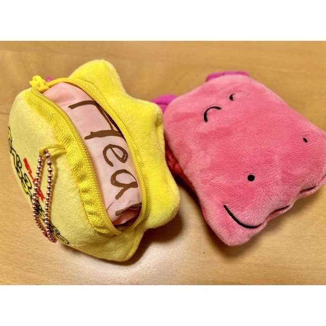 【たべっ子どうぶつ】ライオン•カバのケース付きエコバッグ エンタメ/ホビーのおもちゃ/ぬいぐるみ(キャラクターグッズ)の商品写真