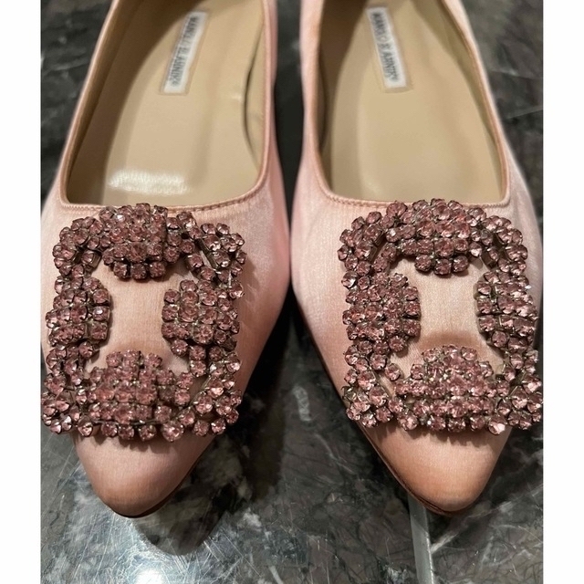 MANOLO BLAHNIK(マノロブラニク)の【美品】　マノロブラニク　38 レディースの靴/シューズ(バレエシューズ)の商品写真