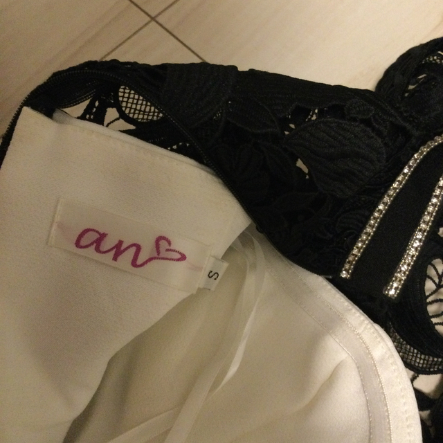 an(アン)のan ブラックドレス　ペプラム レディースのフォーマル/ドレス(ナイトドレス)の商品写真