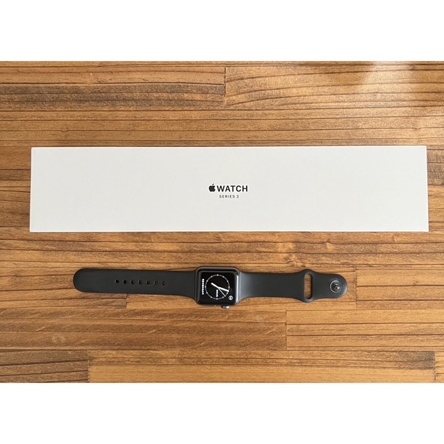 Apple Watch Series 3(GPSモデル)- 38mmスペースグレ