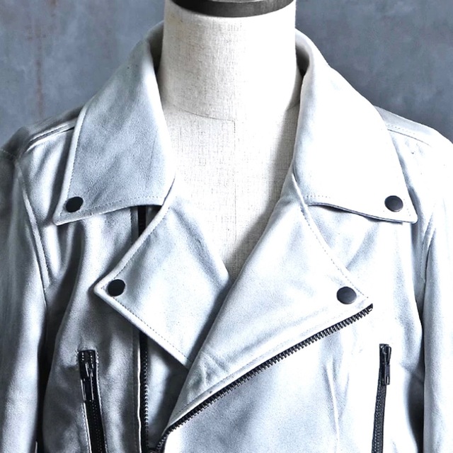 ALTER VENOMV(オルターべノム)のオルターベノム 本革 羊革ライダースジャケット バックプリント Mサイズ メンズのジャケット/アウター(ライダースジャケット)の商品写真
