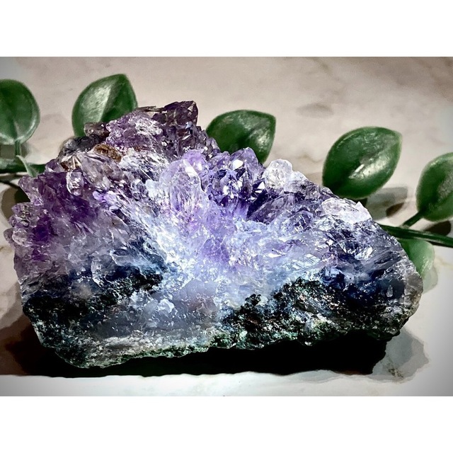 レインボー✨　紫水晶　アメジスト　クラスター 原石　ラフストーン
