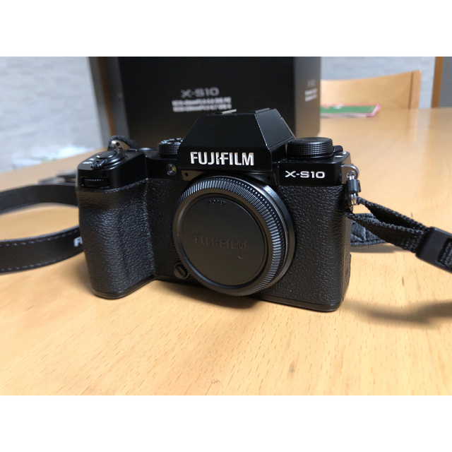 FUJI FILM X-S10 ボディのみ有顔認識機能