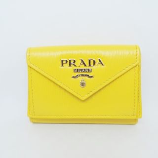 プラダ(PRADA)のプラダ 3つ折り財布美品  - イエロー(財布)