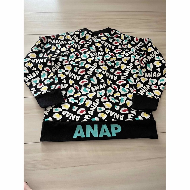 ANAP Kids(アナップキッズ)のANAP 120センチパーカー キッズ/ベビー/マタニティのキッズ服男の子用(90cm~)(ジャケット/上着)の商品写真