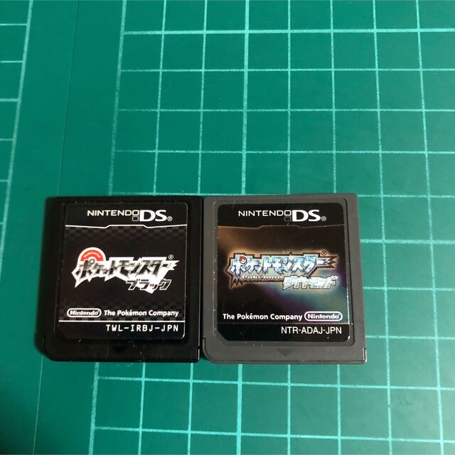 ニンテンドーDS(ニンテンドーDS)のポケットモンスターDSのセット エンタメ/ホビーのゲームソフト/ゲーム機本体(携帯用ゲームソフト)の商品写真