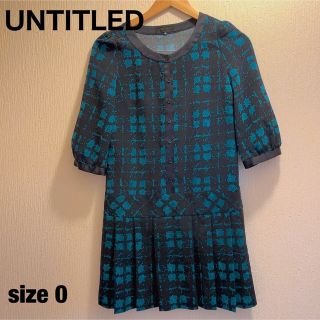 アンタイトル(UNTITLED)の美品★UNTITLE★ブラック地★グリーン総柄プリーツワンピース★0(ひざ丈ワンピース)