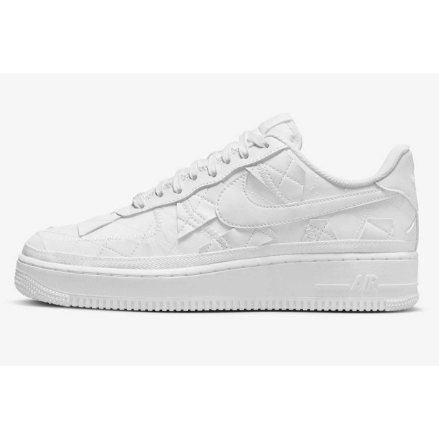 NIKE(ナイキ)のBillie Eilish × Nike Air Force 1 White メンズの靴/シューズ(スニーカー)の商品写真