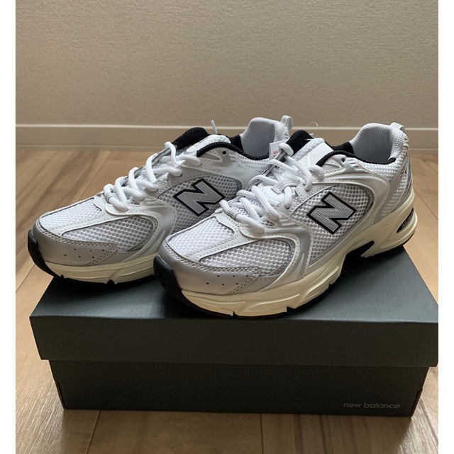 New Balance(ニューバランス)のNEW BALANCE ニューバランス MR530TA 23.5cm 新品未使用 レディースの靴/シューズ(スニーカー)の商品写真