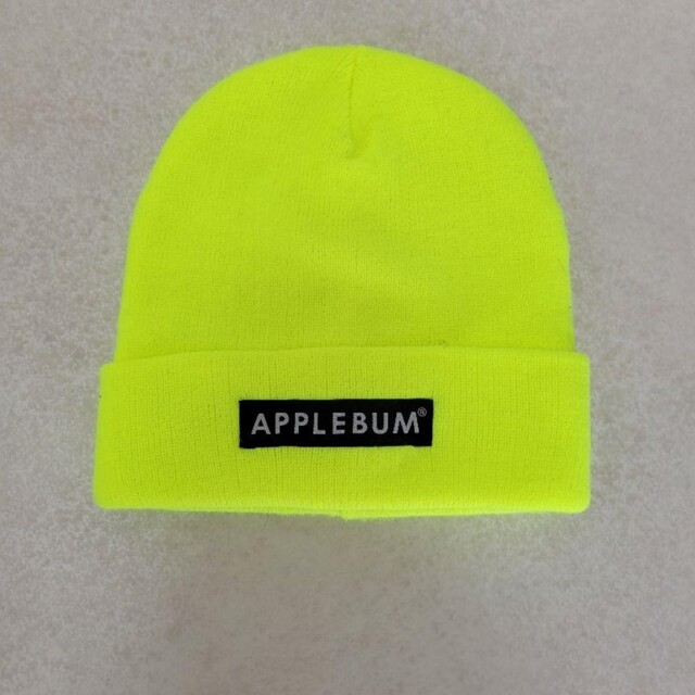 APPLEBUM(アップルバム)のアップルバムビーニー　蛍光イエロー メンズの帽子(ニット帽/ビーニー)の商品写真