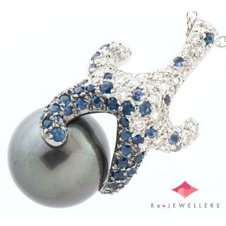 ミキモト(MIKIMOTO)のミキモト ヒトデモチーフ 12.1mm 黒蝶真珠(南洋真珠)   ペンダント・ネ(ネックレス)