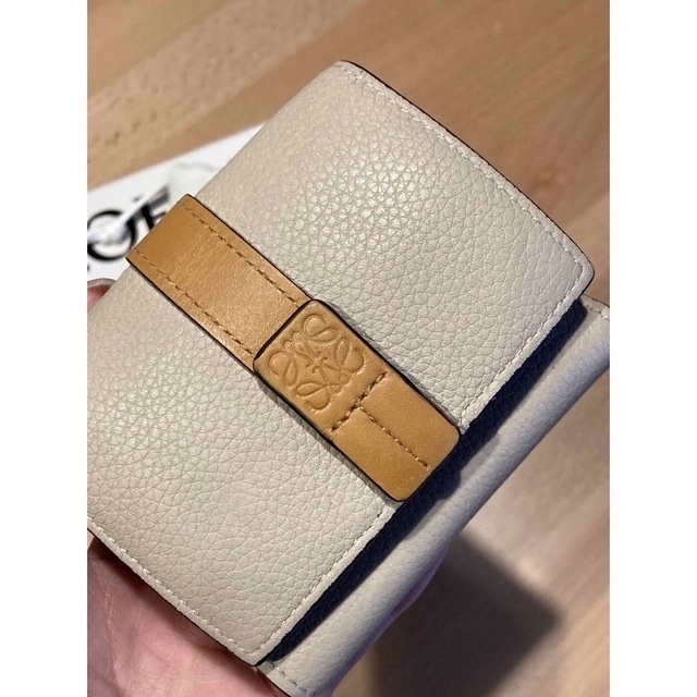 LOEWE(ロエベ)のロエベ　財布 レディースのファッション小物(財布)の商品写真