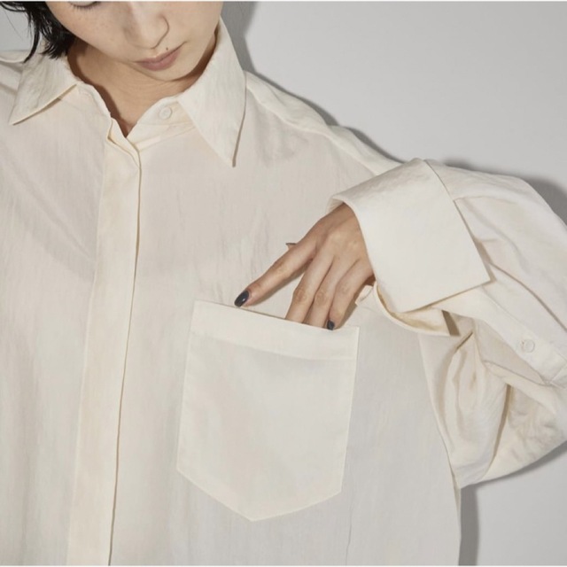 透け感ホワイトのみあり【TODAYFUL/トゥデイフル】シルキーポケットシャツ　新品未使用タグ付き