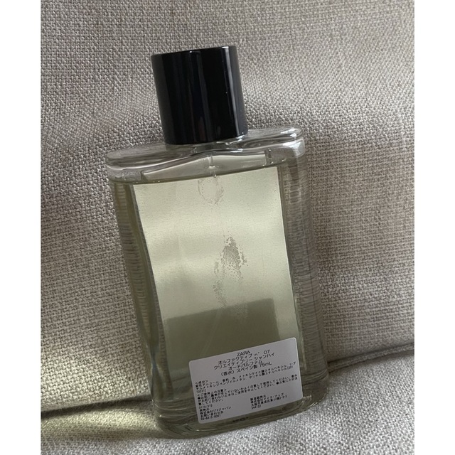 ZARA(ザラ)のZARAxジョンマーロン香水　シャンハイ　オードパルファム　75ml コスメ/美容の香水(ユニセックス)の商品写真