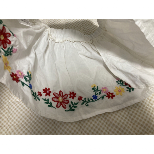 サイズ90 刺繍スカート キッズ/ベビー/マタニティのキッズ服女の子用(90cm~)(スカート)の商品写真
