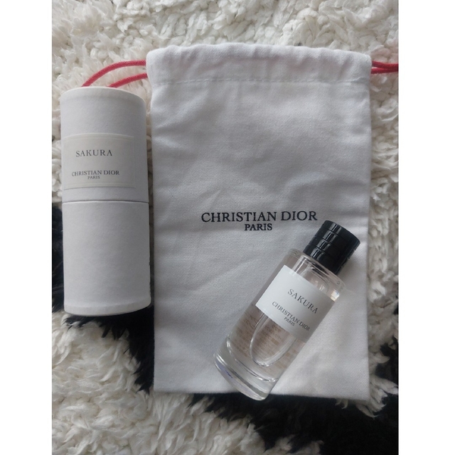 Christian Dior(クリスチャンディオール)のDior　メゾンクリスチャンディオール　サクラ コスメ/美容の香水(香水(女性用))の商品写真