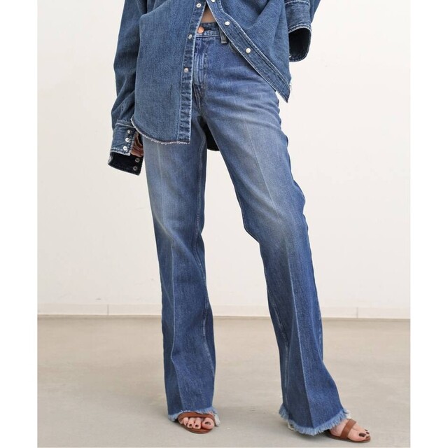 L'Appartement DEUXIEME CLASSE(アパルトモンドゥーズィエムクラス)のL'Appartement 新品 サイズ25 RED CARD Denim レディースのパンツ(デニム/ジーンズ)の商品写真