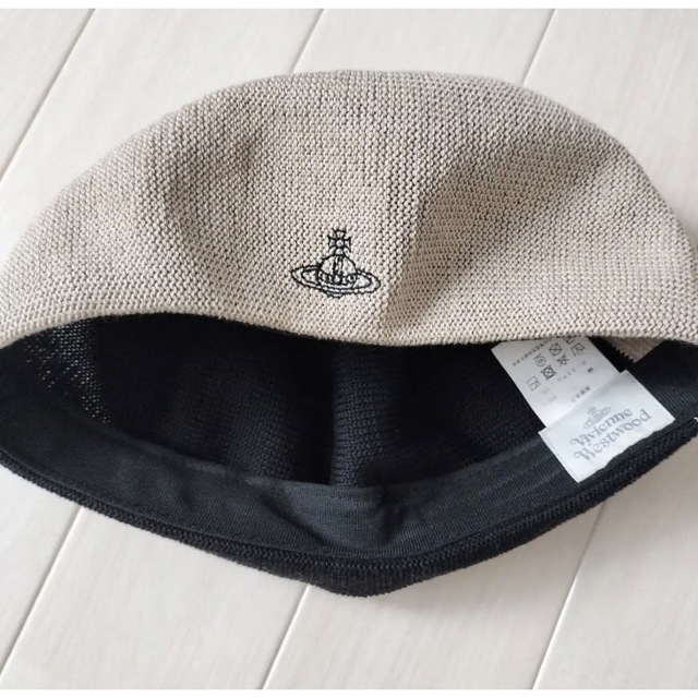 Vivienne Westwood(ヴィヴィアンウエストウッド)の最終値下げ♪ヴィヴィアンウエストウッド夏用ベレー帽 レディースの帽子(ハンチング/ベレー帽)の商品写真