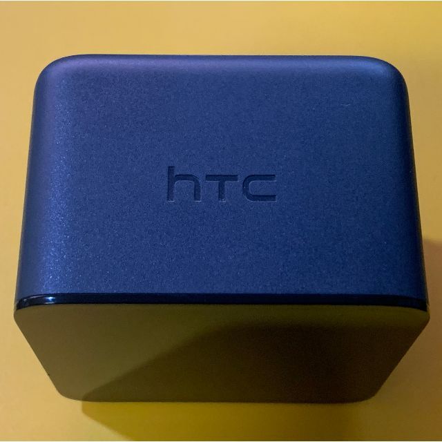 美品 HTC VIVE Base Station 1.0 ベースステーション#7 スマホ/家電/カメラのPC/タブレット(PC周辺機器)の商品写真