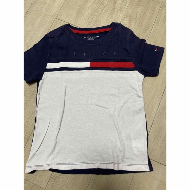 TOMMY HILFIGER(トミーヒルフィガー)のトミーヒルフィガー　半袖　Tシャツ　110 キッズ/ベビー/マタニティのキッズ服男の子用(90cm~)(Tシャツ/カットソー)の商品写真