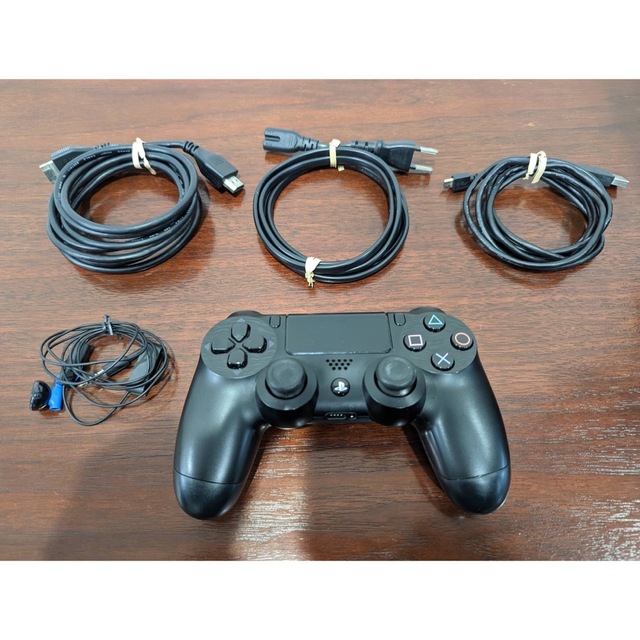 PlayStation4 - プレイステーション4本体とソフト6本の通販 by