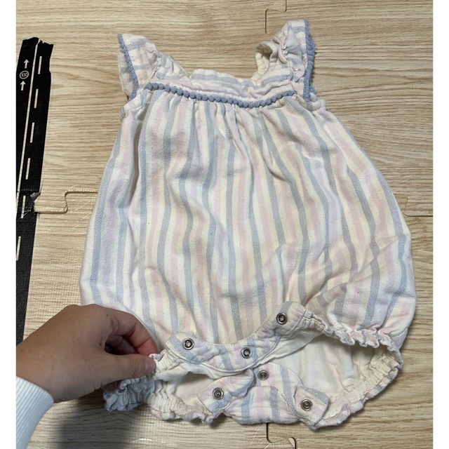 babyGAP(ベビーギャップ)のベビーギャップ タンクトップ ロンパース  キッズ/ベビー/マタニティのベビー服(~85cm)(ロンパース)の商品写真