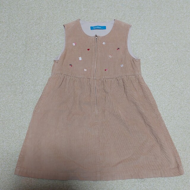 familiar(ファミリア)のfamiliar　ジャンパースカート　サイズ110　コーデュロイ キッズ/ベビー/マタニティのキッズ服女の子用(90cm~)(ワンピース)の商品写真