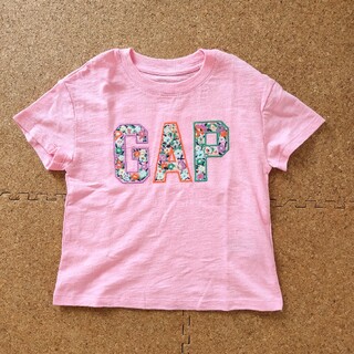 ベビーギャップ(babyGAP)の未使用 GAP🌼ボタニカル🌸ピンク🌷ロゴ刺繍Tシャツ 110cm(Tシャツ/カットソー)