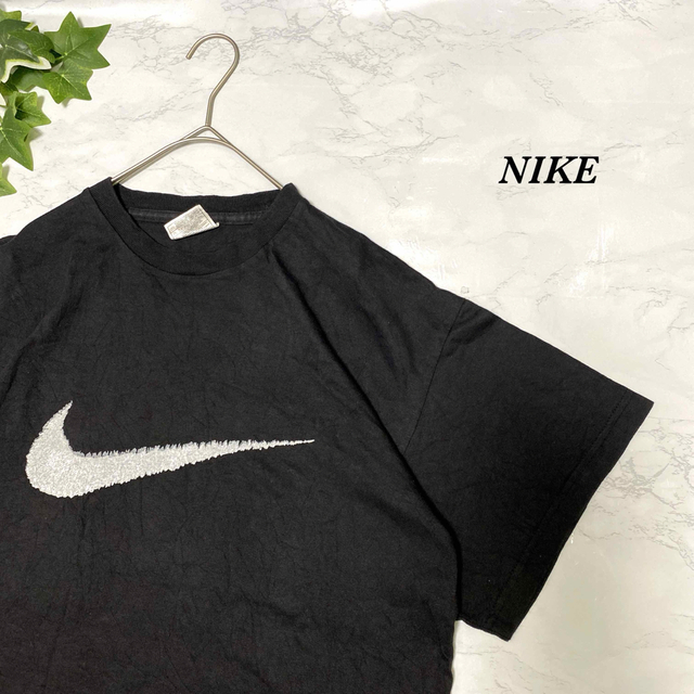 Tシャツ　NIKE ナイキ　デカロゴ　スウォッシュ　　激レア　シンプル　黒