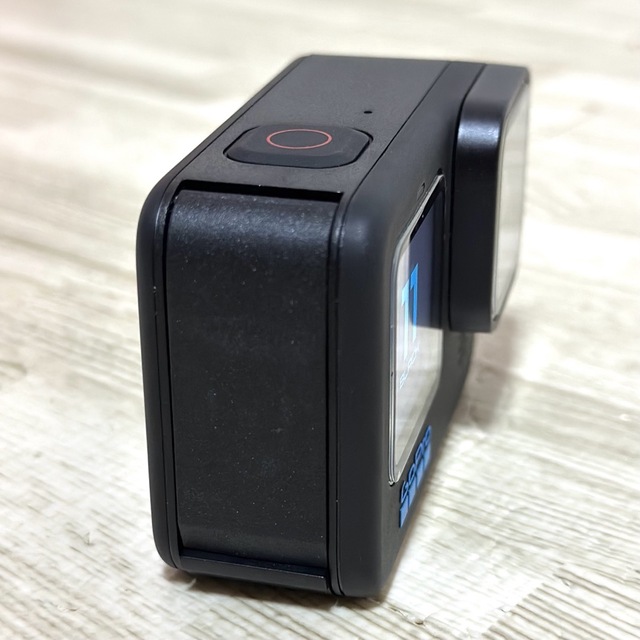 GoPro(ゴープロ)のGoPro hero 11⭐︎アクセサリー多数あり！！ スマホ/家電/カメラのカメラ(ビデオカメラ)の商品写真