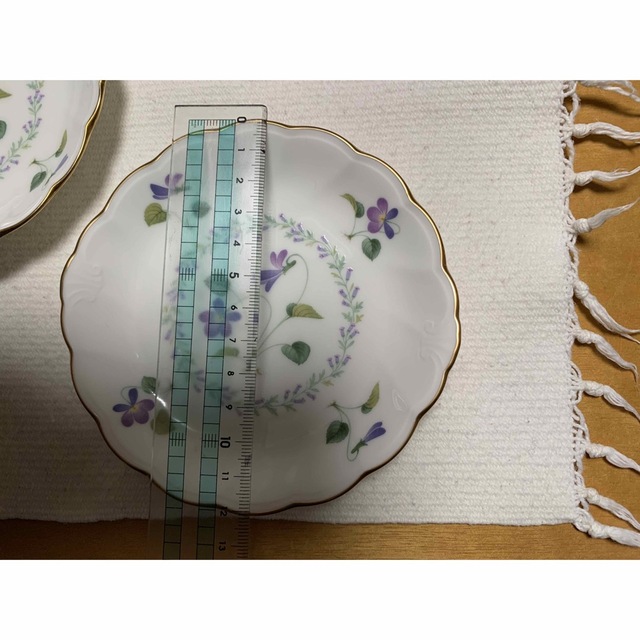 Noritake - ノリタケ バイオレットドリーム パーティーセットの Noritake - ノリタケ バイオレットドリーム パーティーセットの