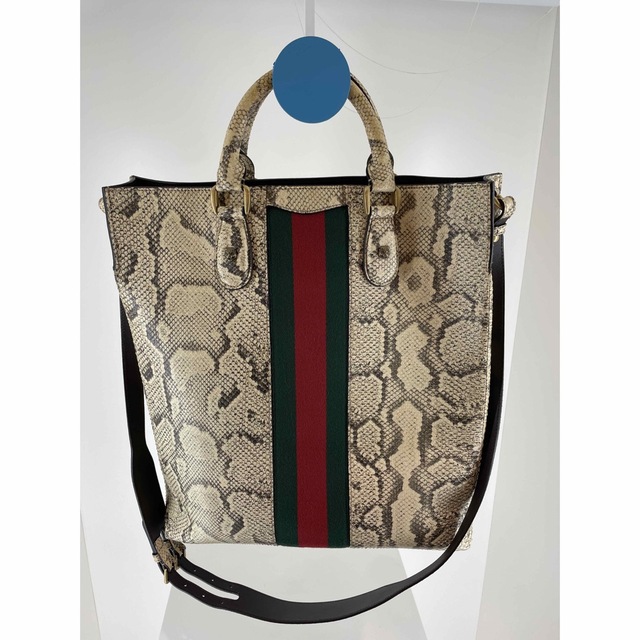 Gucci(グッチ)のグッチ  パイソン2WAYバッグ   トート　ベージュ メンズのバッグ(トートバッグ)の商品写真