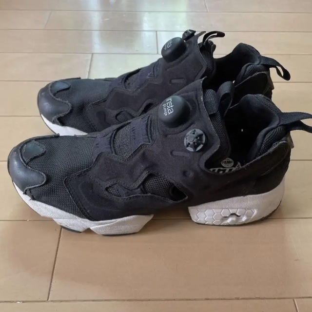 Reebok(リーボック)のReebok インスタポンプフューリー OG ブラック/ホワイト DV6985 レディースの靴/シューズ(スニーカー)の商品写真