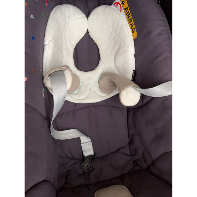 Maxi-Cosi(マキシコシ)の【美品】チャイルドシート マキシコシ Maxi-Cosi ペブル Pebble キッズ/ベビー/マタニティの外出/移動用品(自動車用チャイルドシート本体)の商品写真