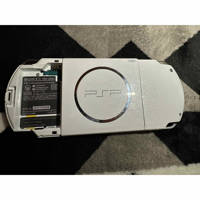 PSP3000ホワイト  美品 4