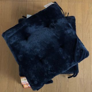 新品 超暖シートクッション ネイビー 4枚セット　(その他)