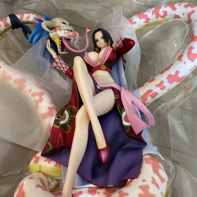 ONE PIECE(ワンピース)の 専用　pop ボア・ハンコック ハンドメイドのおもちゃ(フィギュア)の商品写真