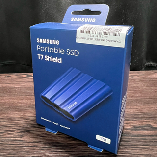 SAMSUNG - SamsungポータブルSSD T7 Shield 1TB