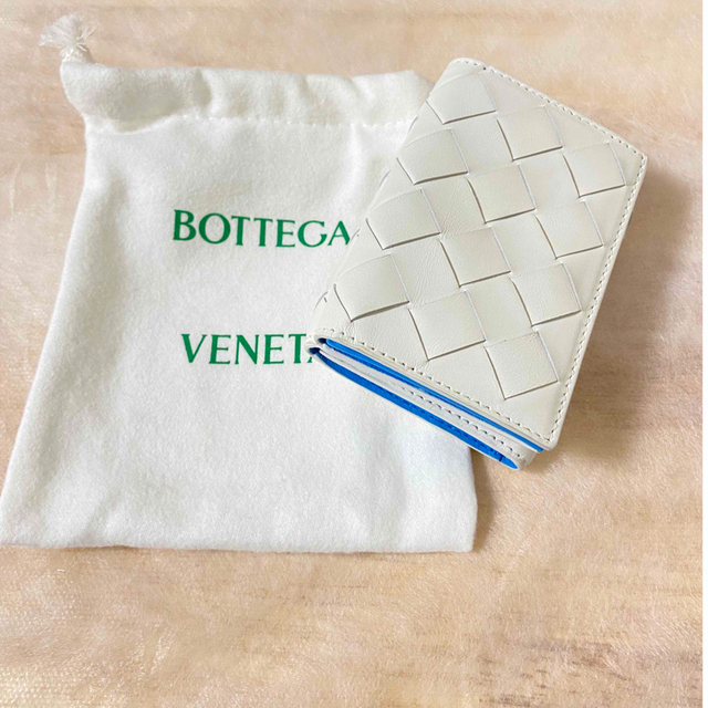 上等な Bottega Veneta 新品　ボッテガヴェネタ　三つ折り財布 - 財布