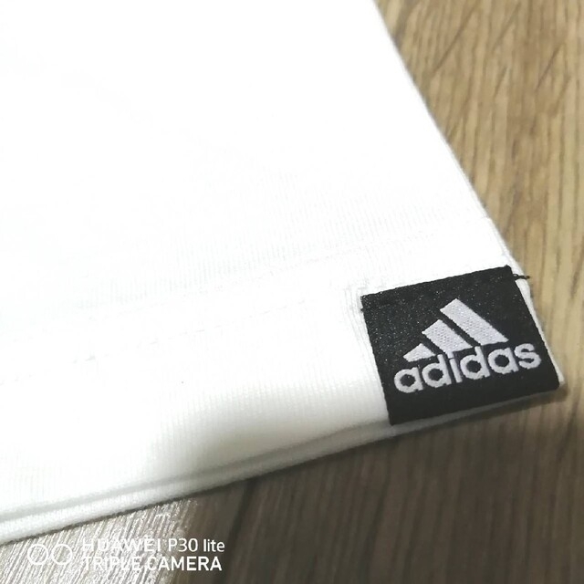 adidas(アディダス)の2点割引新品　アディダス　メンズ　レディース　上下セット メンズのトップス(その他)の商品写真