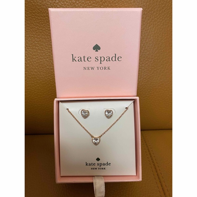 早い者勝ち　新品　kate spade ハート　ネックレス　ピアス