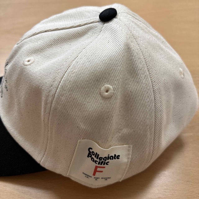 BEAMS(ビームス)の新品　Collegiate Pacific / TRIM CAP  ブラック レディースの帽子(キャップ)の商品写真