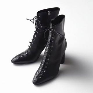 ザラ(ZARA)のZARA ザラ　レースアップ　ショートブーツ　37 美品(ブーツ)