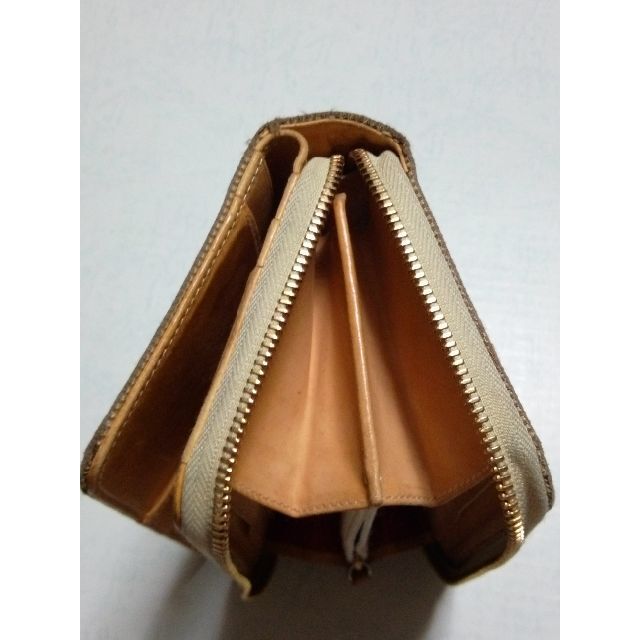Chopard(ショパール)のchopard ショパール　長財布　レザー　ブラウン レディースのファッション小物(財布)の商品写真