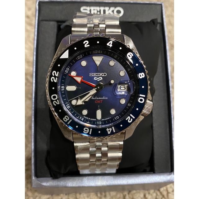 新品未使用　seiko5 sports GMT　ネイビー　ＳＢＳC００３ 腕時計