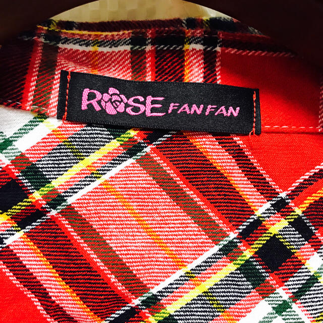 ROSE FANFAN(ローズファンファン)の[★ROSEFANFAN★]新品未使用 レディースのトップス(シャツ/ブラウス(長袖/七分))の商品写真