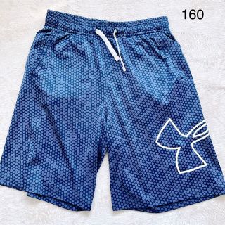 アンダーアーマー(UNDER ARMOUR)の★美品　アンダーアーマー　160cm ハーフパンツ　ブルー系(パンツ/スパッツ)