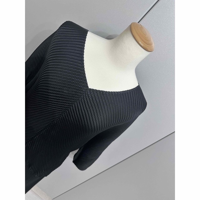 5%OFF】 ISSEY MIYAKE - イッセイミヤケコレクション ブラック