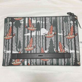 Furla - 【新品】FURLA 鳥 クラッチバッグ タブレットケースの通販｜ラクマ